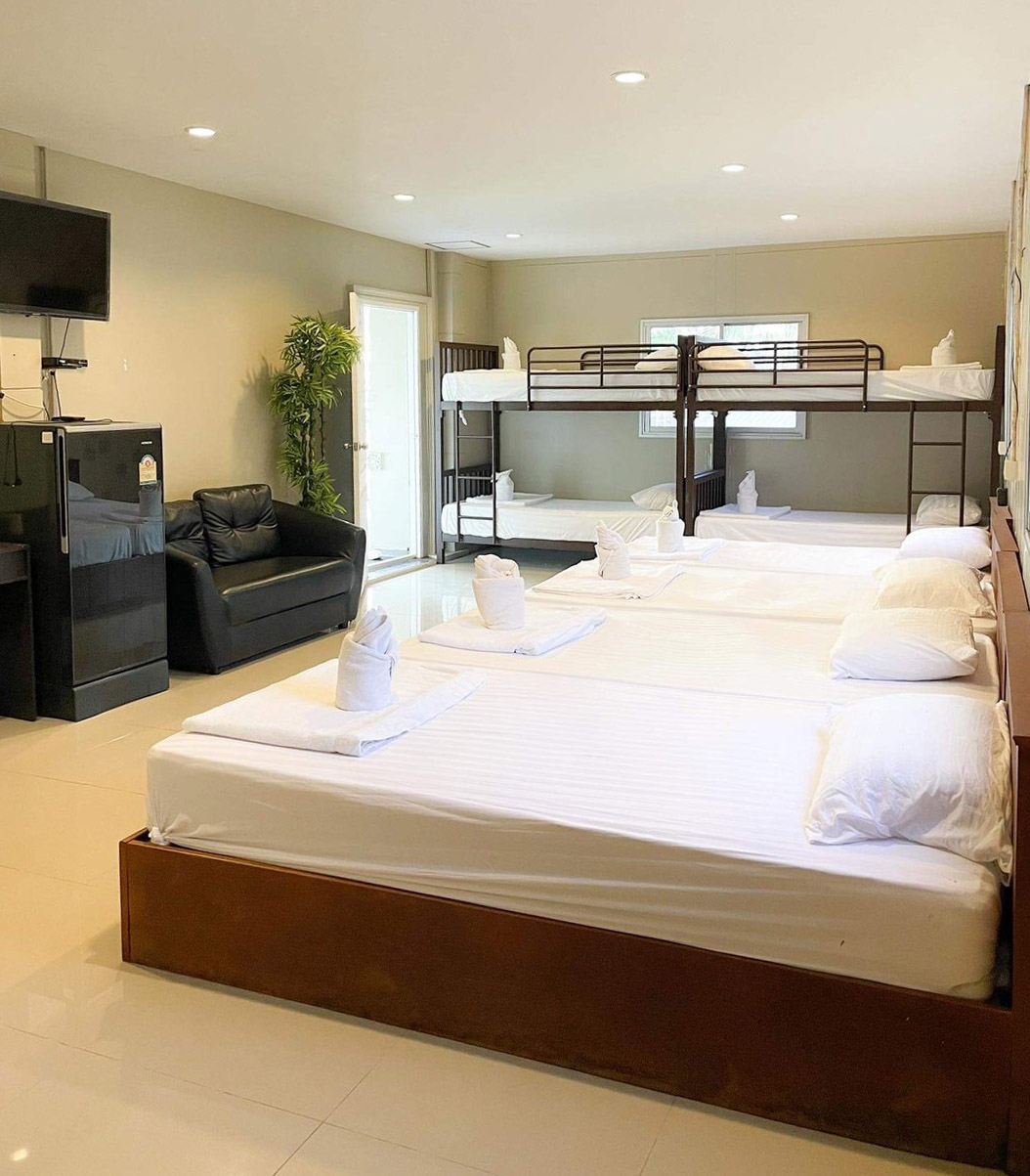 LINE_ALBUM_2022)_220324_0